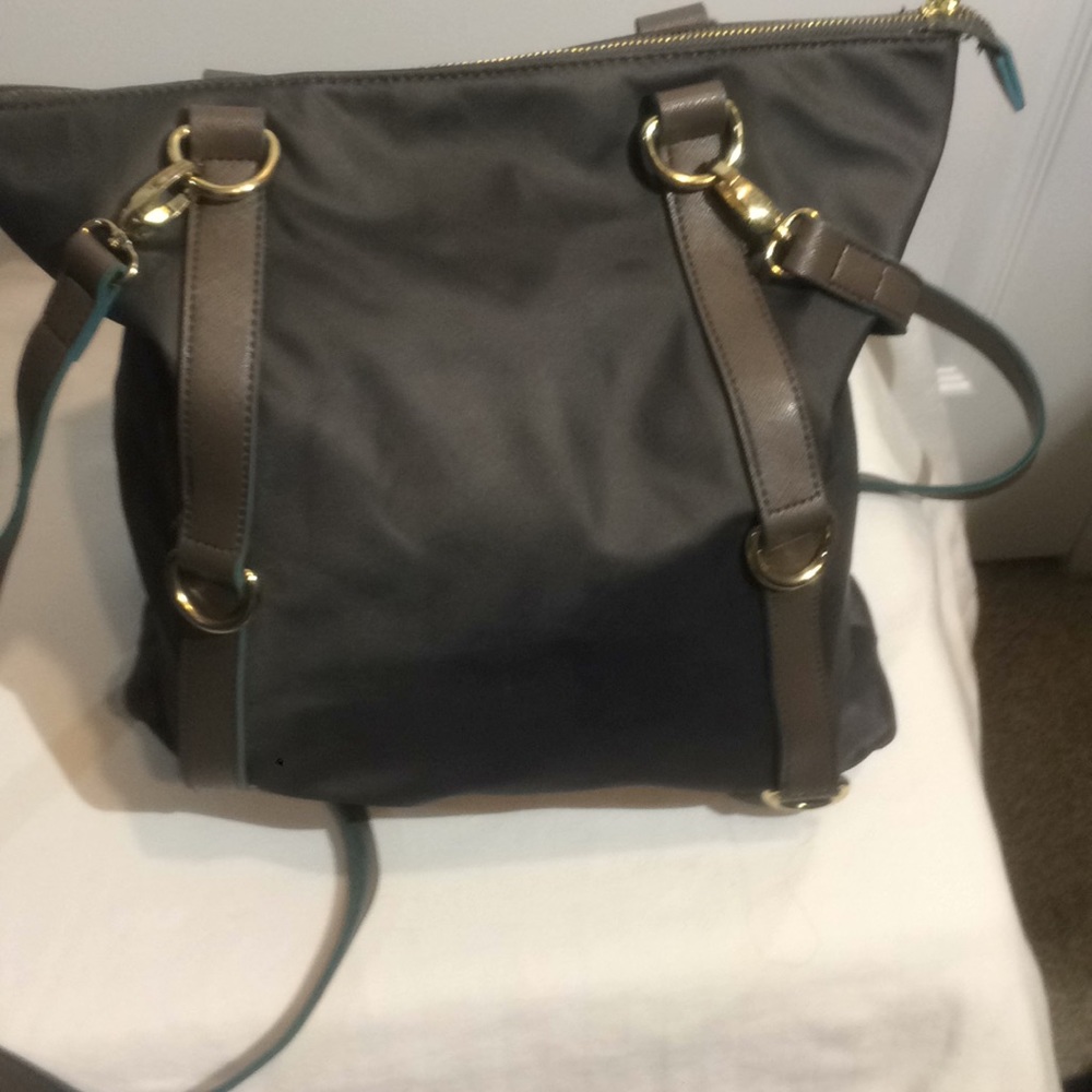 Handbag - Picture 2 of 3